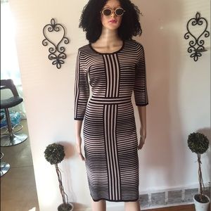 Roz & Ali black tan striped bodycon fitted dress M